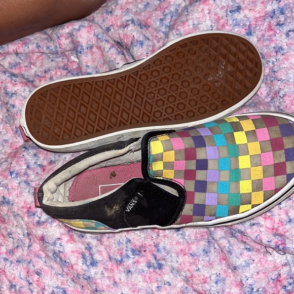 Shoes - Picture 2 of 3